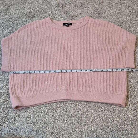 Express Women's Pink Soft Round Neck Short Sleeve Sweater Size M - Picture 4 of 6